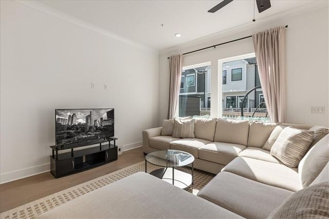 335 Walker Avenue, Alpharetta, GA 30076