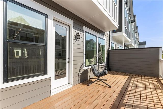 335 Walker Avenue, Alpharetta, GA 30076