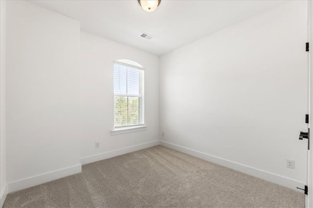 335 Walker Avenue, Alpharetta, GA 30076