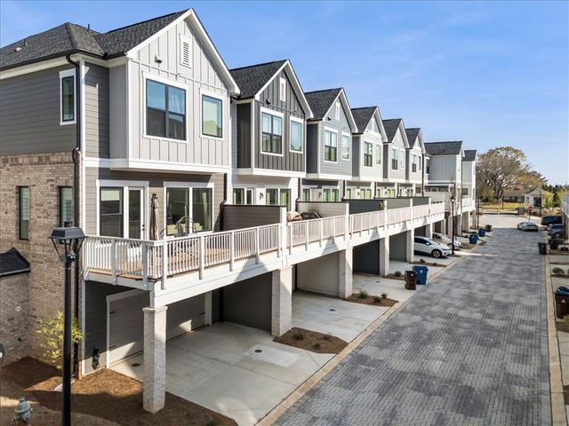 335 Walker Avenue, Alpharetta, GA 30076