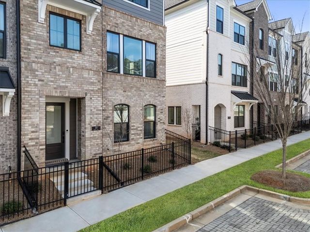 335 Walker Avenue, Alpharetta, GA 30076