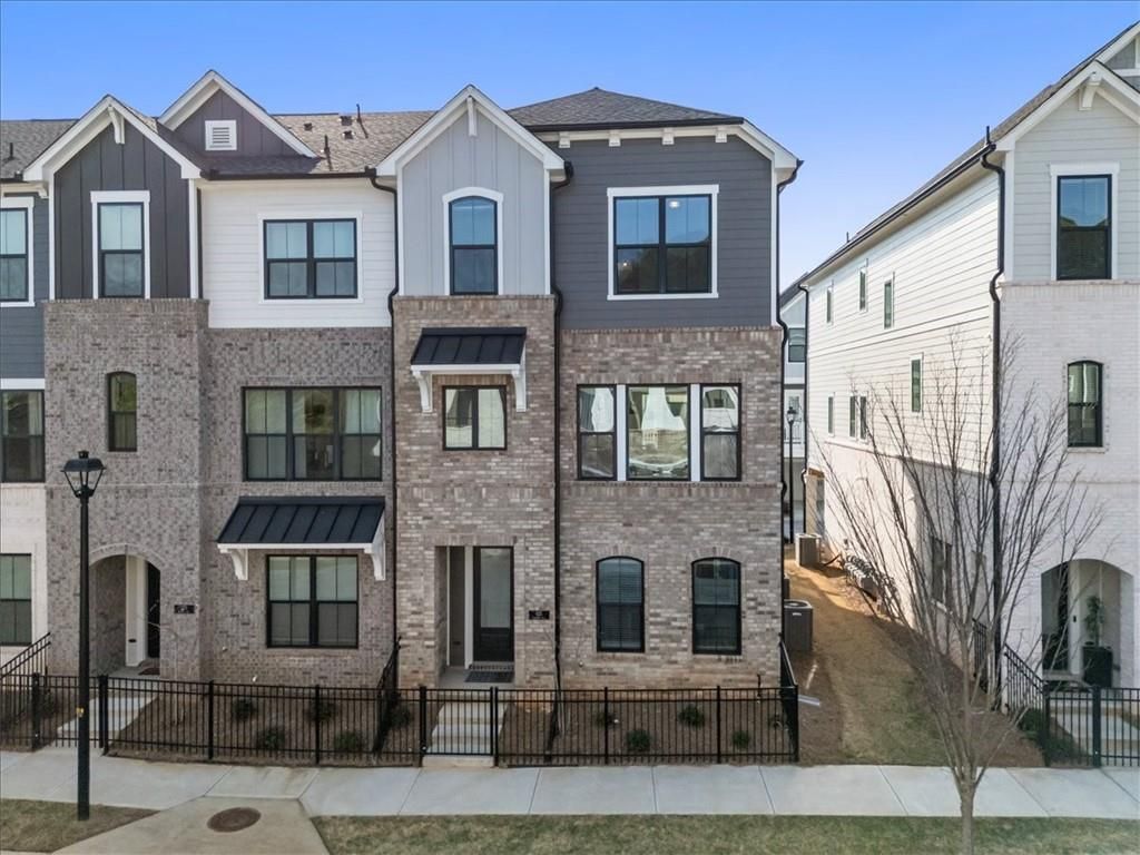 335 Walker Avenue, Alpharetta, GA 30076