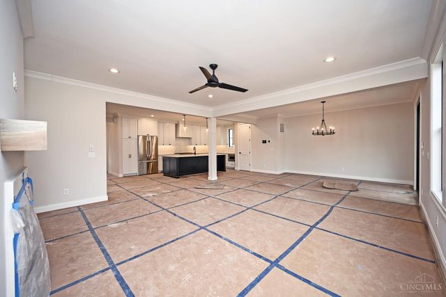 7406 Orchard Street, Columbia Twp, OH 45227