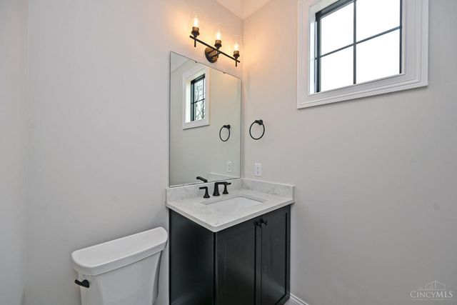 7406 Orchard Street, Columbia Twp, OH 45227