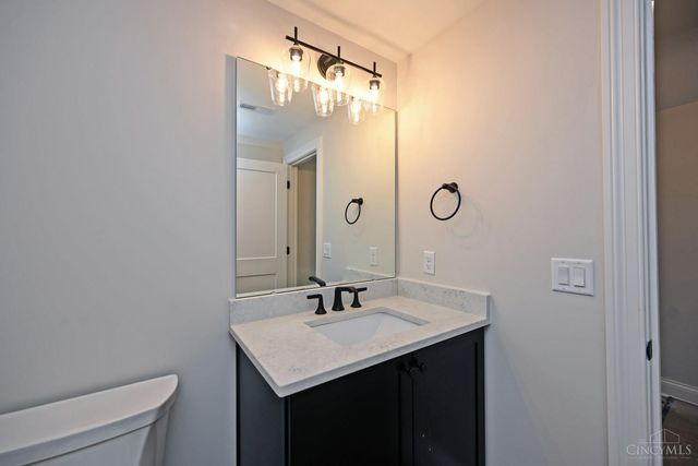 7406 Orchard Street, Columbia Twp, OH 45227