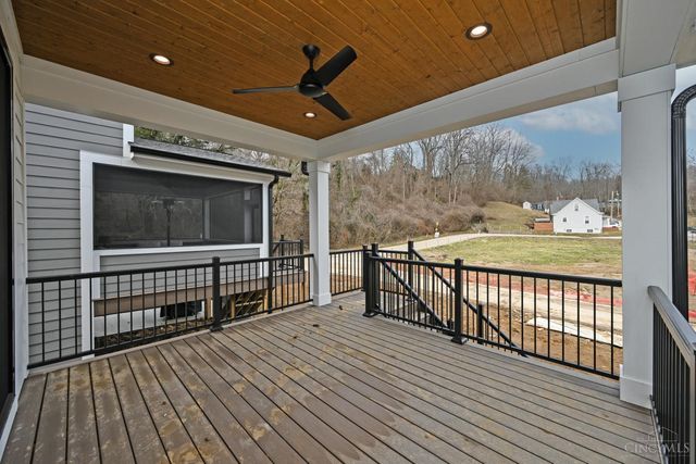 7406 Orchard Street, Columbia Twp, OH 45227