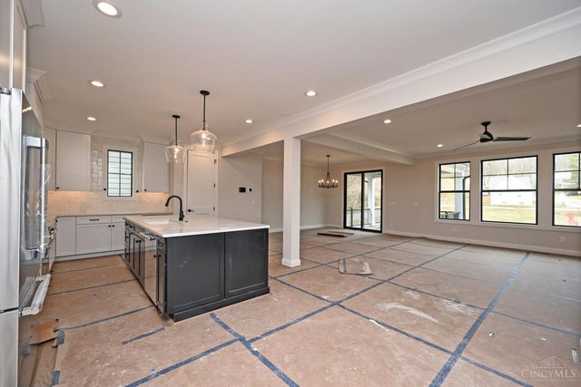 7406 Orchard Street, Columbia Twp, OH 45227