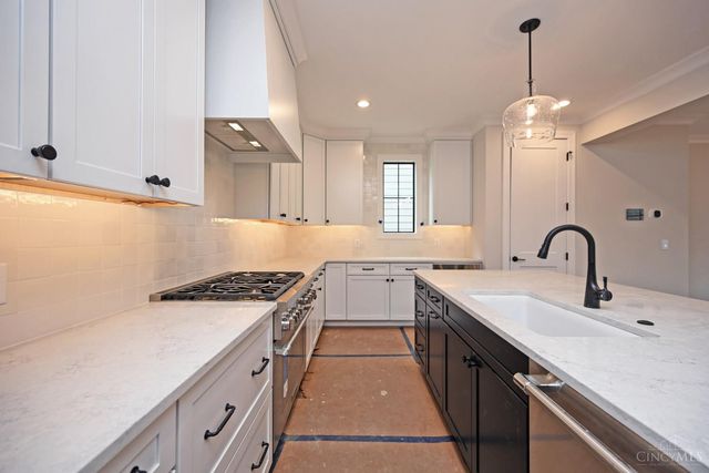 7406 Orchard Street, Columbia Twp, OH 45227