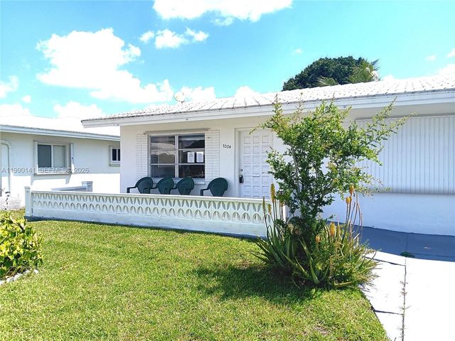 7004 NW 67th Ave, Tamarac, FL 33321