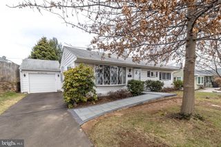 305 DEVON RD, Fairless Hills, PA 19030