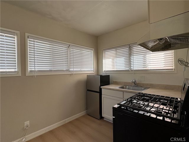 149 Bay Shore Avenue 1R, Long Beach, CA 90803
