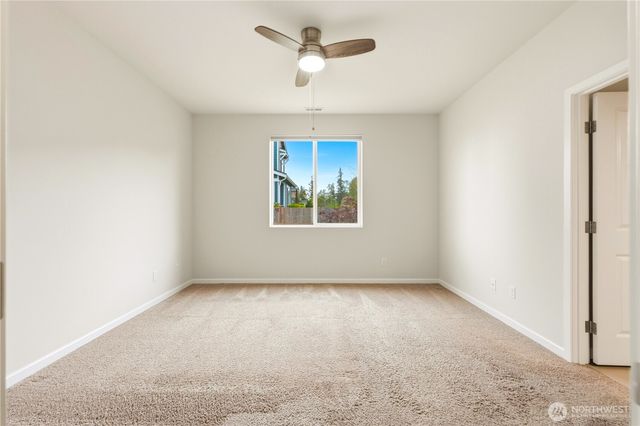 3245 Loch Ness Loop, Mount Vernon, WA 98273