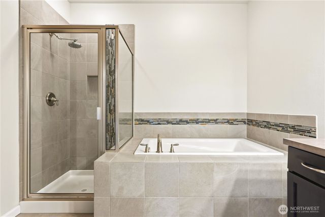 3245 Loch Ness Loop, Mount Vernon, WA 98273