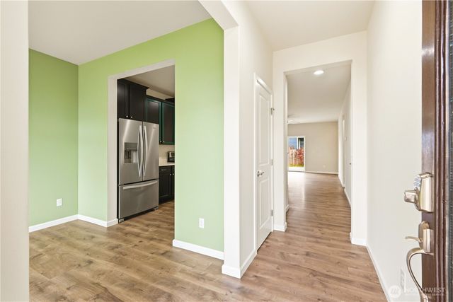 3245 Loch Ness Loop, Mount Vernon, WA 98273