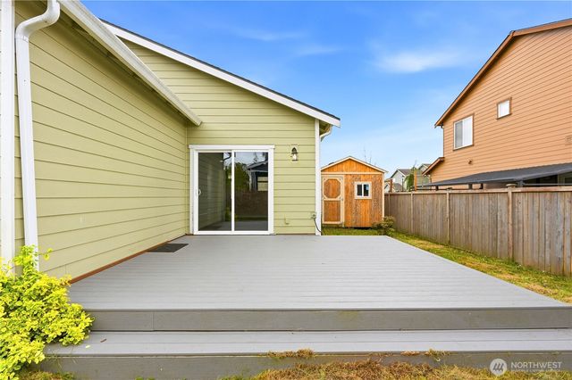 3245 Loch Ness Loop, Mount Vernon, WA 98273