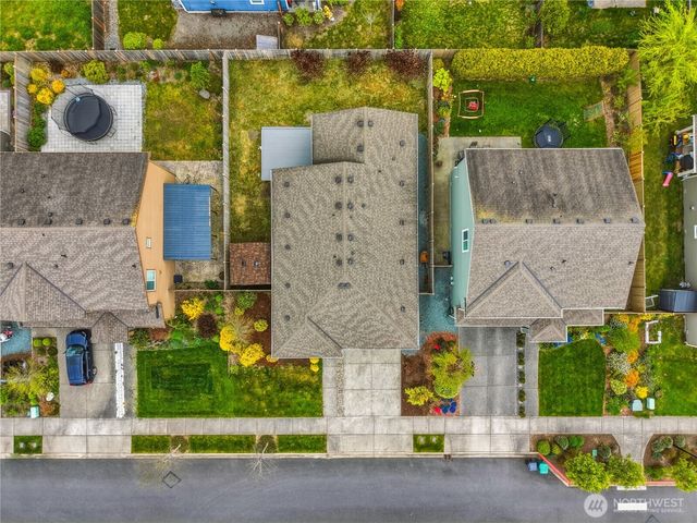 3245 Loch Ness Loop, Mount Vernon, WA 98273