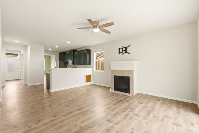 3245 Loch Ness Loop, Mount Vernon, WA 98273