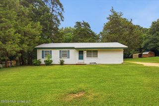 1141 Gunter Road, Florence, MS 39073