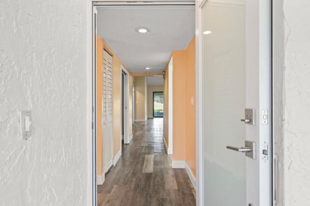 370 Fairway Circle 13, Weston, FL 33326