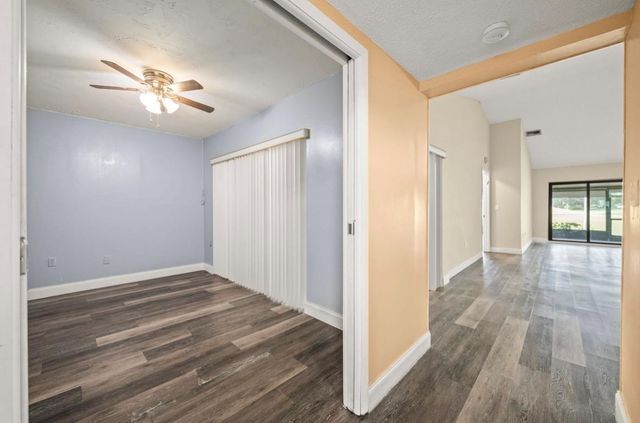 370 Fairway Circle 13, Weston, FL 33326