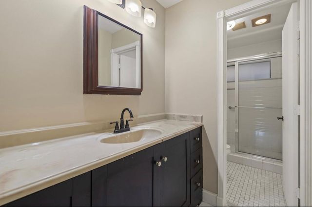 370 Fairway Circle 13, Weston, FL 33326