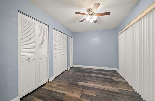 370 Fairway Circle 13, Weston, FL 33326