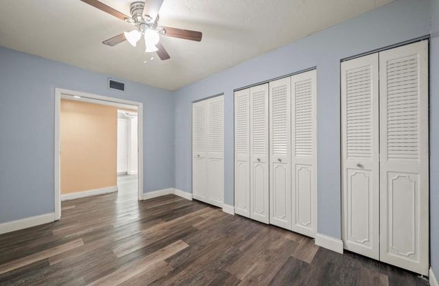 370 Fairway Circle 13, Weston, FL 33326