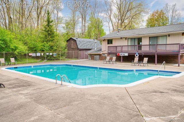 1821 Sheffield Drive, Superior Charter Township, MI 48198