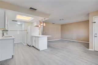 1113 Cape Coral PKWY W 101, Cape Coral, FL 33914