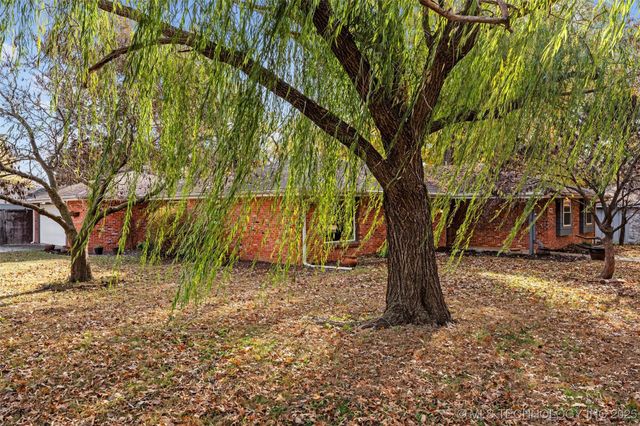 1800 Harned Drive, Bartlesville, OK 74006