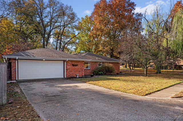 1800 Harned Drive, Bartlesville, OK 74006