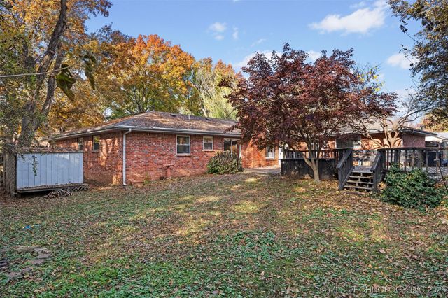 1800 Harned Drive, Bartlesville, OK 74006