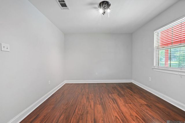 1437 Mchugh Rd, Baker, LA 70714