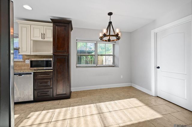 1437 Mchugh Rd, Baker, LA 70714