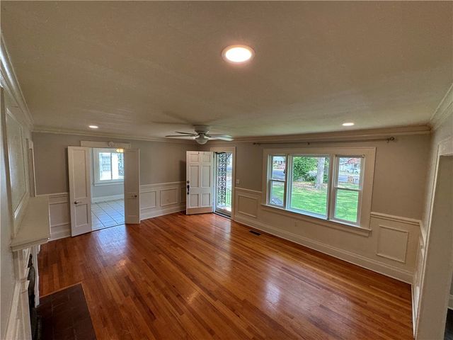 212 Whitehall RD Road, Anderson, SC 29625