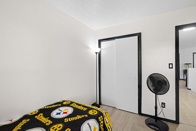 727 Avanti Street SW, Albuquerque, NM 87121