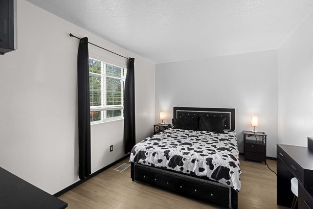 727 Avanti Street SW, Albuquerque, NM 87121