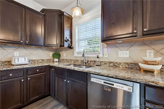 3601 Castlefield Lane, Fayetteville, NC 28306