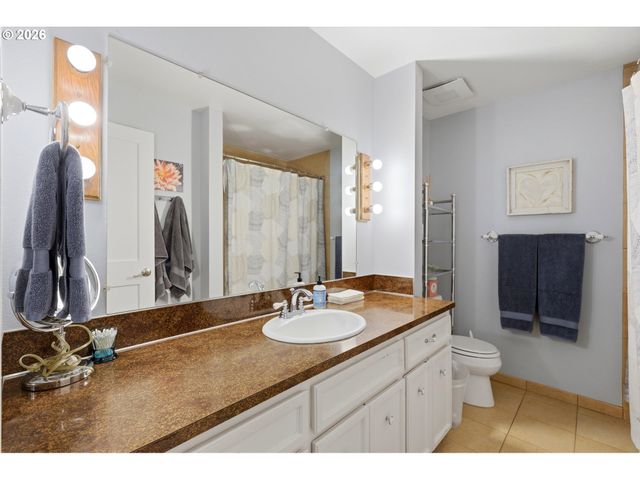 31 DA VINCI St, Lake Oswego, OR 97035