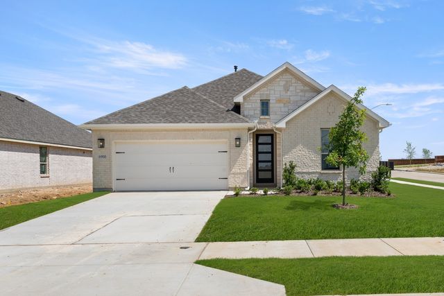746 Grand Dale Drive, Lavon, TX 75166