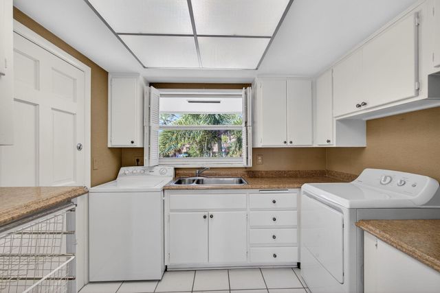 478 Tequesta Drive 205, Tequesta, FL 33469