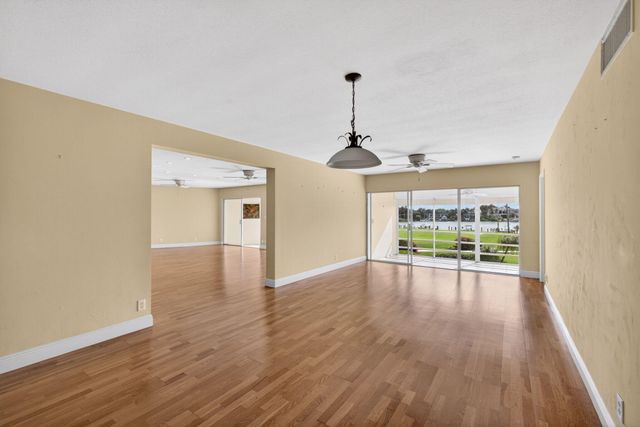 478 Tequesta Drive 205, Tequesta, FL 33469