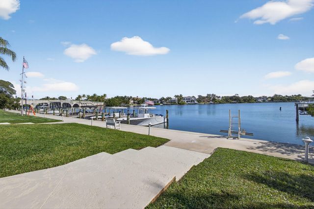 478 Tequesta Drive 205, Tequesta, FL 33469