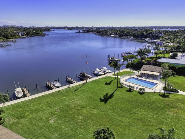 478 Tequesta Drive 205, Tequesta, FL 33469