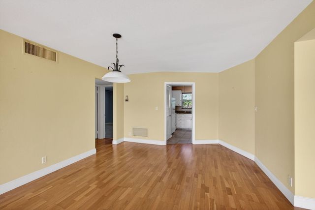 478 Tequesta Drive 205, Tequesta, FL 33469