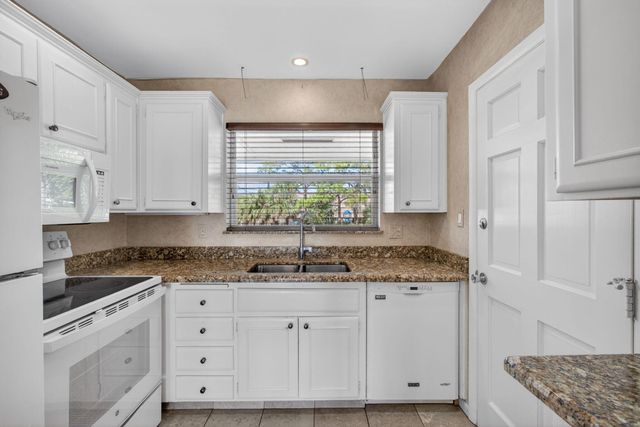 478 Tequesta Drive 205, Tequesta, FL 33469