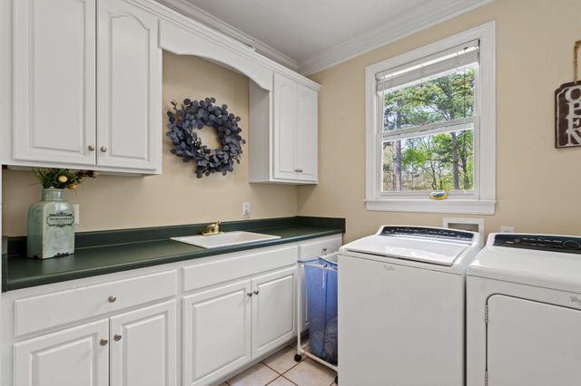 373 Bridgewater Drive, Mcdonald, TN 37353