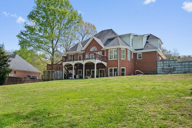 373 Bridgewater Drive, Mcdonald, TN 37353