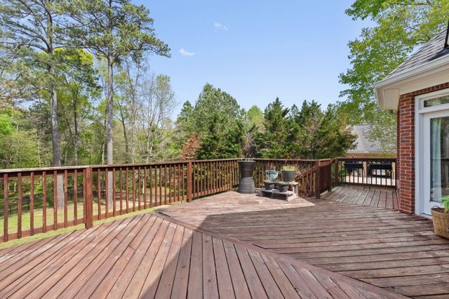 373 Bridgewater Drive, Mcdonald, TN 37353