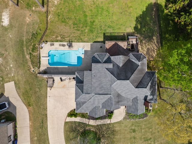 373 Bridgewater Drive, Mcdonald, TN 37353